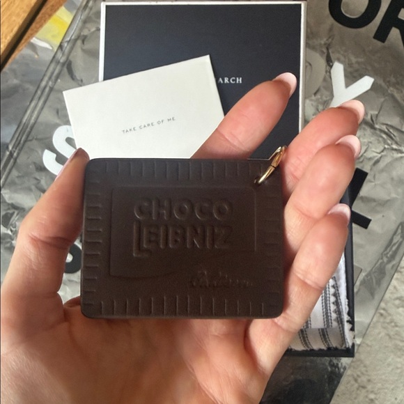 Biscuit Anya Hindmarch London Keychain - Picture 3 of 6